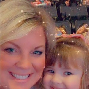 Meet your Posher, Molly